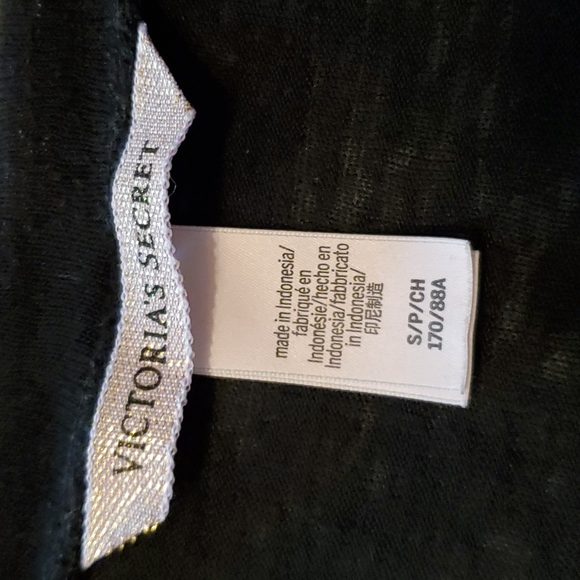 Victoria's Secret long sleeve love logo shirt - Picture 6 of 7